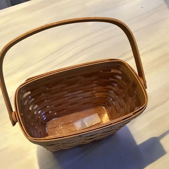 Longaberger Dresden Tour Basket II 1996 Edition Movable Handle and Plastic Liner - Picture 3 of 7